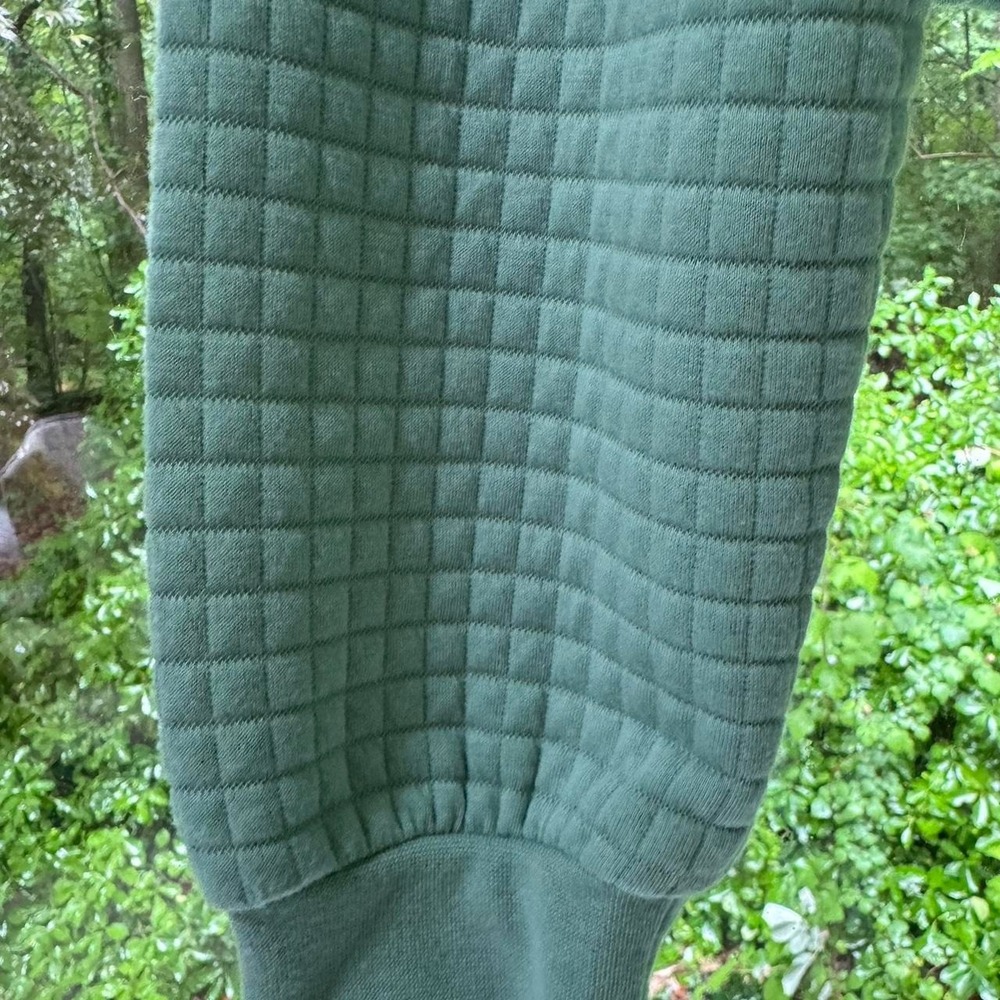 Cropped Textured adjustable drawstring top - Picture 4 of 8